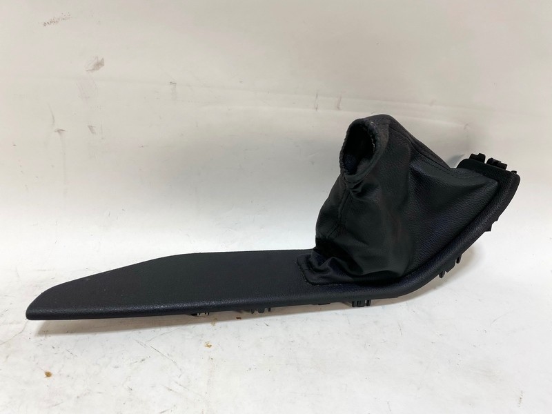 15-18 FORD FOCUS EMERGENCY PARKING BRAKE LEVER BOOT W/ TRIM BEZEL COVER OEM
