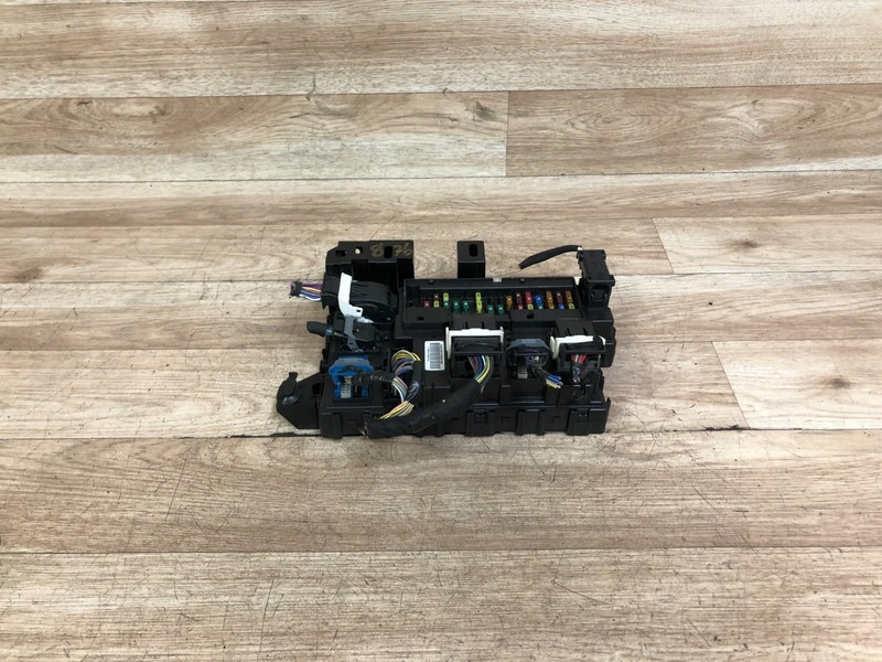 FORD MUSTANG GT OEM FRONT BODY CONTROL MODULE BCM SAM FUSE BOX FUSES BLOCK 15-18