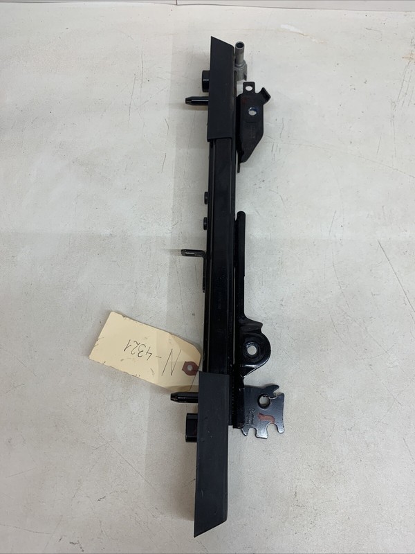 17-22 Tesla Model 3 M3 Front Passenger Side Seat Rail Track Section 4321 U21