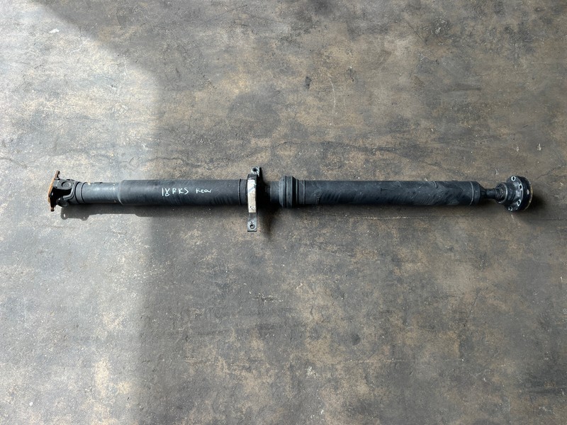 17-22 Range Rover L494 A/T REAR DRIVESHAFT PROPELLER DRIVE SHAFT OEM