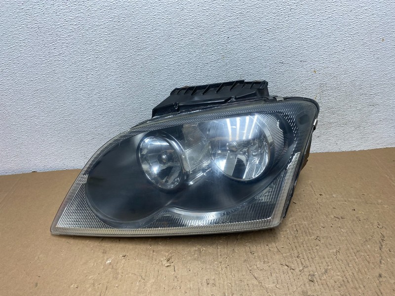 2004 to 2006 Chrysler Pacifica Headlight Left Driver LH Halogen OEM AD8808 DW
