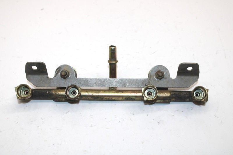 2005 Ski-doo Mach Z 1000 Oem Throttle Body Fuel Rail 420874470 SS100