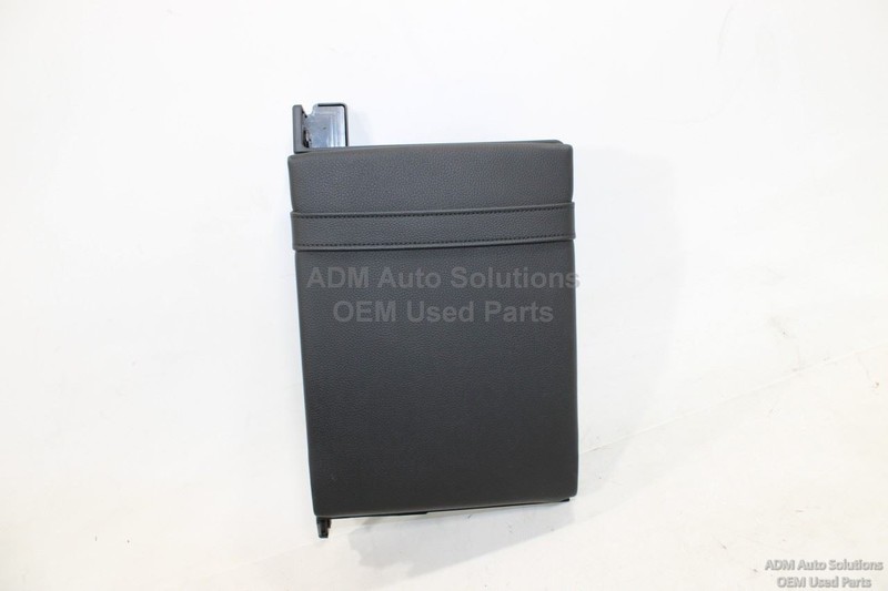 2014-2019 MERCEDES-BENZ CLA 250 REAR ROW ARMREST WITH TRUNK HATCH FOR OEM