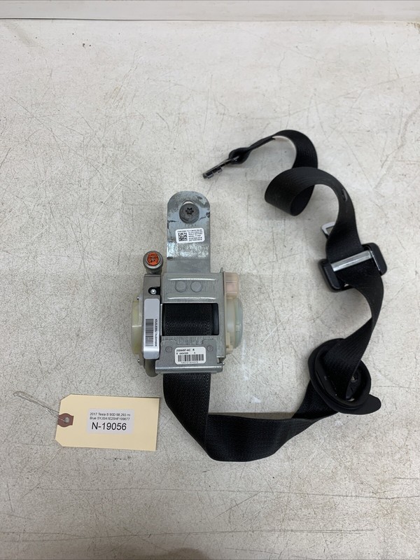 ⚡️16-20 Tesla MS Front 1st Row Passenger Side Seat Belt Retractor RH 19056 B15