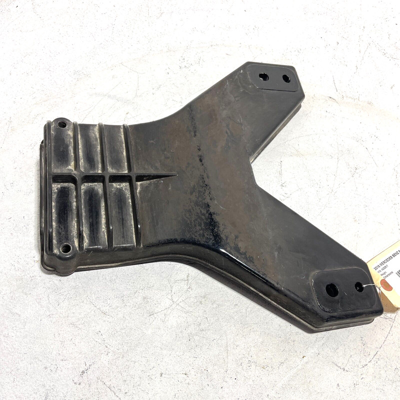 Rear Center Under Floor Plate Strut Brace Bracket Mercedes S550 2014-2017 OEM