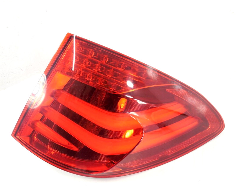 2010-2013 BMW 535i GT Quarter Panel Mounted Tail Light Lamp Passenger Right OEM