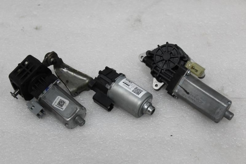 2018 2019 2020 2021 LINCOLN NAVIGATOR LEFT DRIVER FRONT SEAT MOTORS 3 PIECES