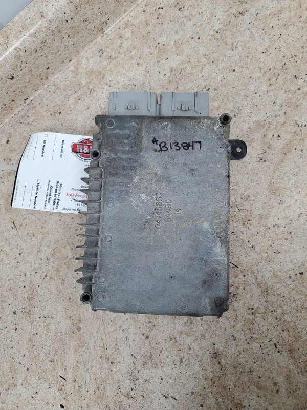 Engine ECM Electronic Control Module Left Hand Fender Fits 02 CARAVAN 302988