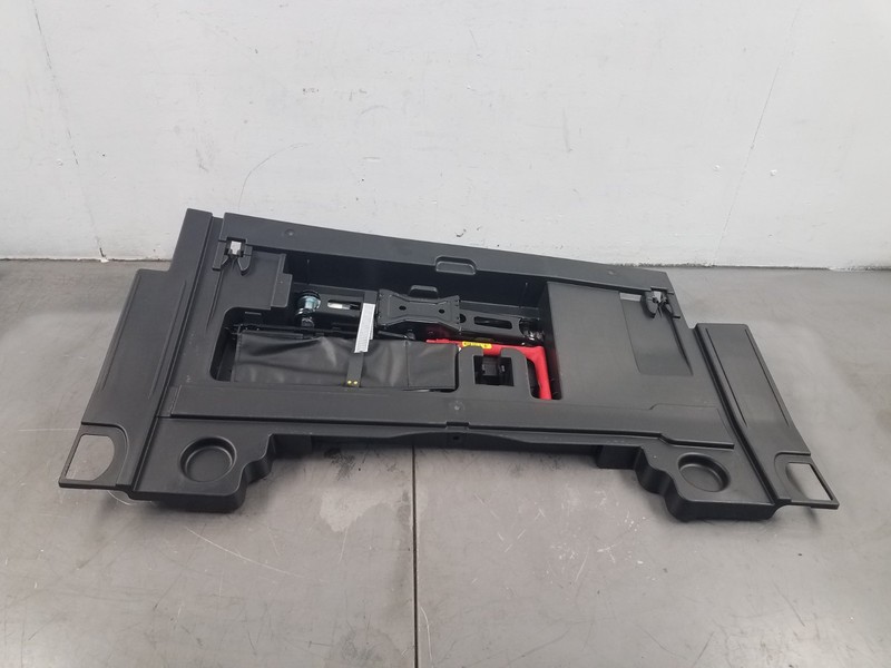 2018 Audi RS5 Quattro F5 Tool Tray / Jack / Tool Kit #4168 E3