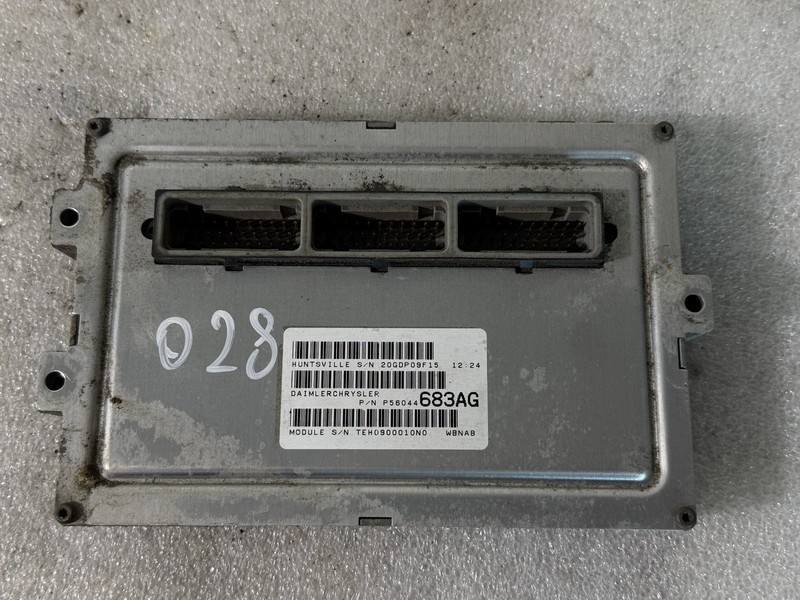 2000 Jeep Grand Cherokee 4.7L ECM ECU P56044683AG OEM #028