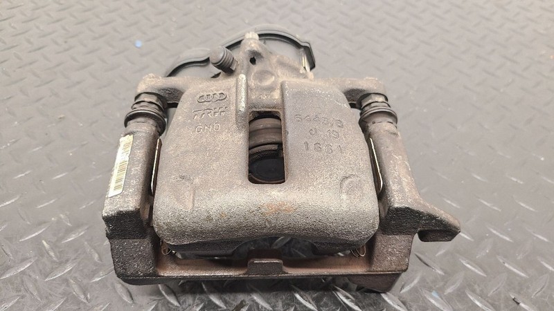 09-17 Audi Q5 Rear Right Passenger Brake Caliper W/O Hybrid OEM 8K0-615-404-B