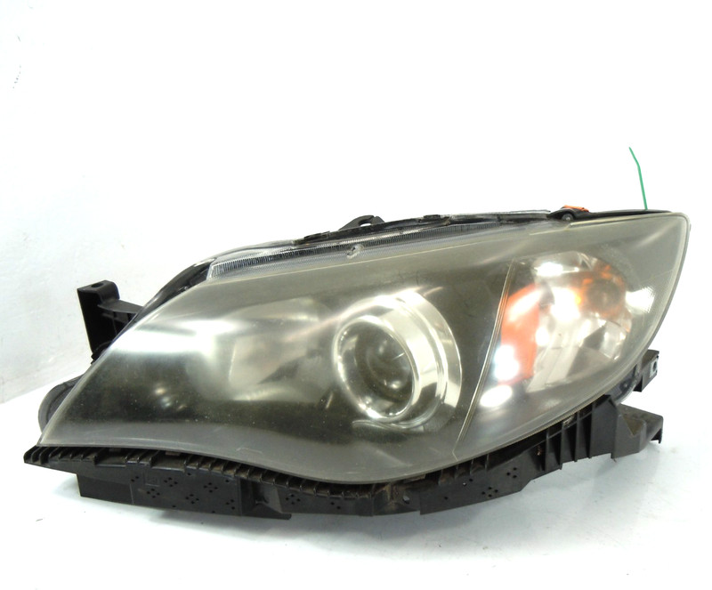 2008-2011 Subaru Impreza Halogen Headlight Driver Left LH OEM *DAMAGED TAB*
