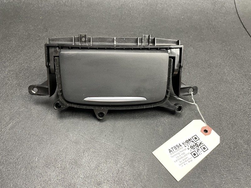 Center Console Storage Tray Box 2018 Acura MDX 77282-TZ5-A01 2017 2019 2020
