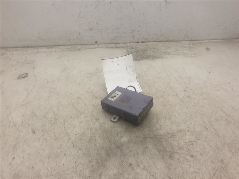 87-89 TOYOTA 4 RUNNER CRUISE CONTROL MODULE ECM ASSEMBLY