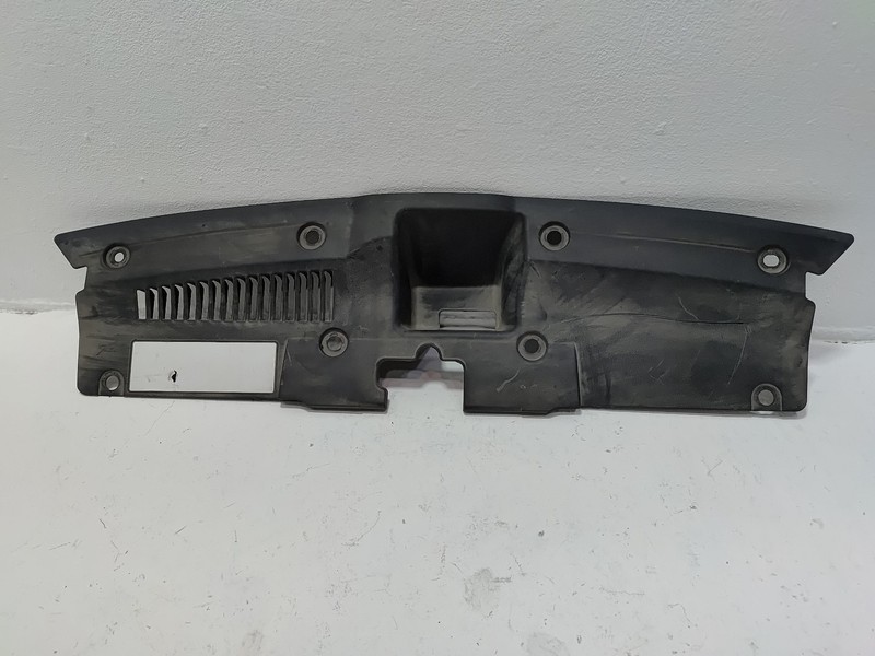 2017 - 2019 HONDA CR-V FRONT BUMPER GRILLE UPPER SIGHT SHIELD COVER PANEL OEM