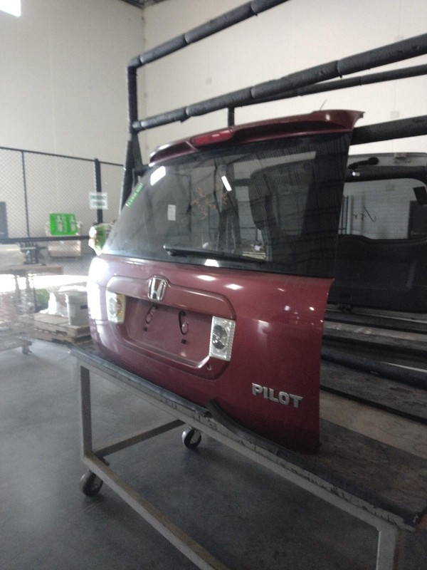 Used Deck Lid fits: 2005 Honda Pilot EX privacy tint glass Grade A