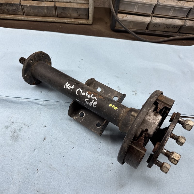 1980’s Yamaha Vintage G1 Two Stroke Golf Cart Rear End Axle Not Clutch Side