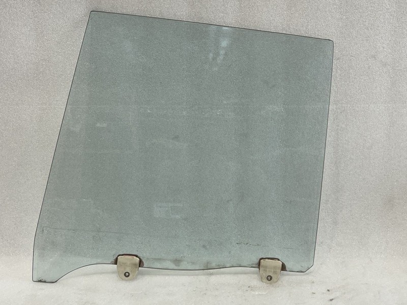 1985 HONDA ACCORD LEFT DRIVER SIDE REAR DOOR GLASS WINDOW