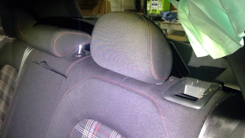 GOLF GTI2015-2019 3 Rear Headrests 1785009