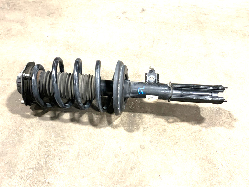 2018-2021 BUICK ENCLAVE FRONT LEFT DRIVER SIDE SHOCK SPRING ABSORBER OEM #A0.25