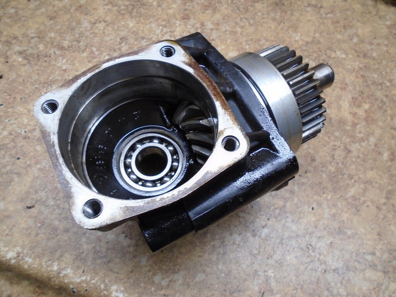 1987 Honda TRX350 TRX 350 4x4 Fourtrax Engine Output Drive Shaft Bevel Gear Axle