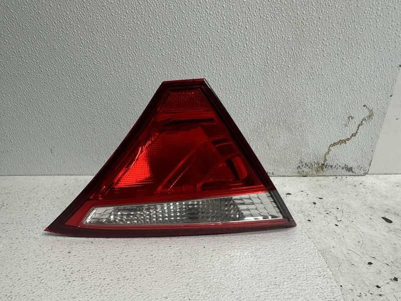 2015-2017 Toyota Camry Left Driver Lid Mtd Tail Light Lamp Taillight Taillamp Oe