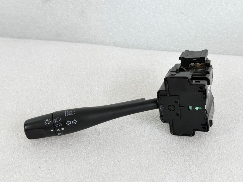 00-04 Nissan Pathfinder Maxima I30 QX4 Headlight Turn Signal Fog light Switch OE