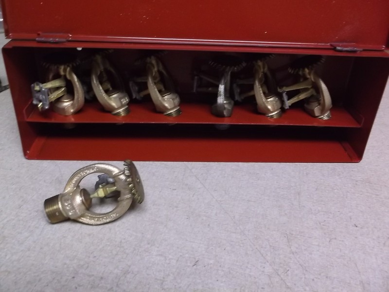 NEW Automatic Sprinklers 38B Reserve Supply 7 Heads In Case *FREE SHIPPING*