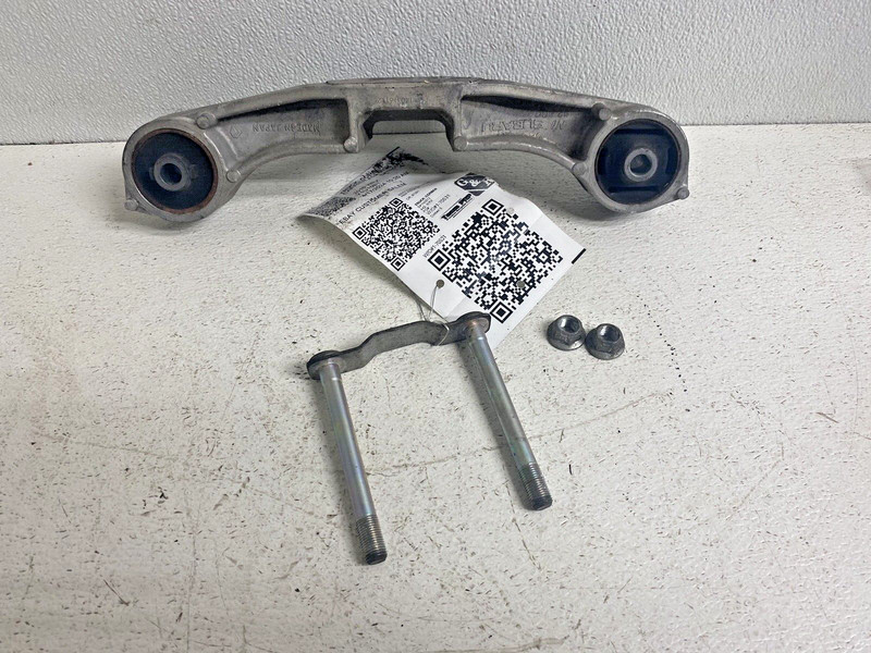 2015-2019 Subaru Impreza WRX Rear Differential Mount Diff Carrier 3rd Member Oem