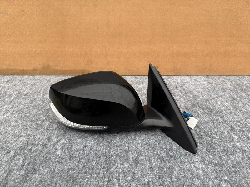 INFINITI QX30 2017-2019 OEM RIGHT PASSENGER DOOR MIRROR WITH CAMERA ASSY (BLACK)