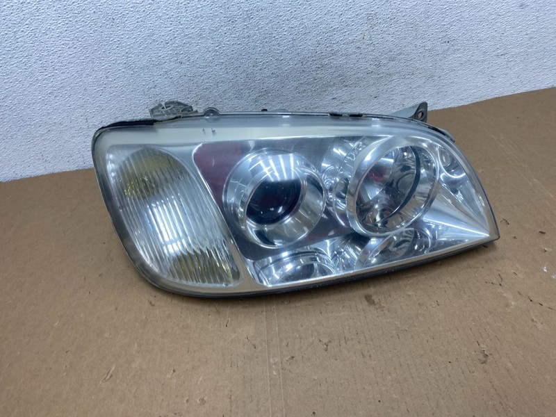2004 2005 Hyundai XG350 XG Right Passenger RH Headlight Halogen AD7946 DW