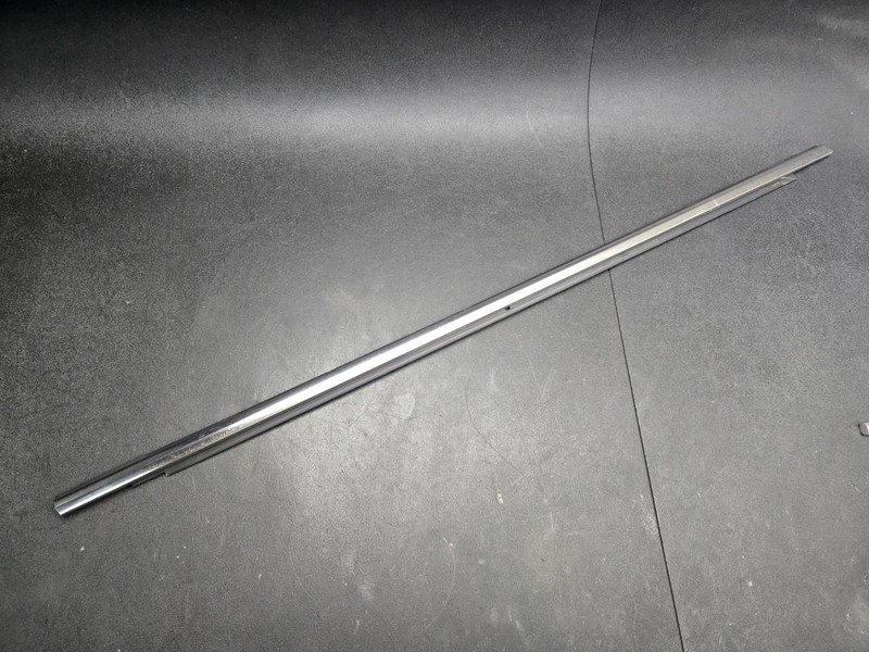 Front Right Door Window Belt Molding 2018 Ford Fusion DS7Z-5421452-A 2013 - 2020