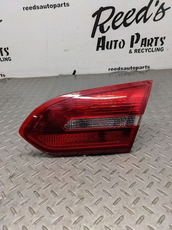 Passenger Tail Light Sedan Inner Lid Mounted Fits 15-18 FOCUS 1005768