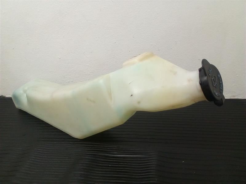 97-02 Chevrolet Express 2500 Van Windshield Washer Fluid Reservoir OEM 22144433