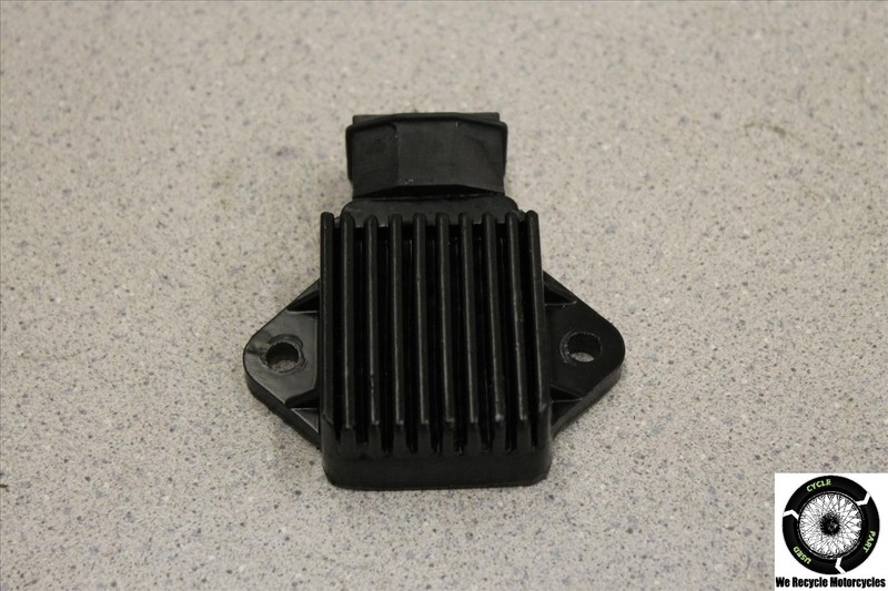 95 HONDA PC 800 PACIFIC COAST VOLTAGE REGULATOR RECTIFIER OEM PC800