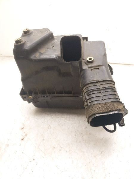 04-06 TOYOTA SIENNA 3.3L V6 AIR CLEANER BOX