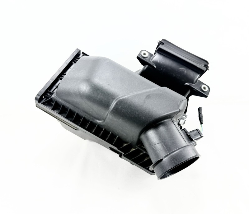 2010-2019 Ford Flex Explorer Taurus Air Cleaner Filter Box OEM AA53-9A600-AD