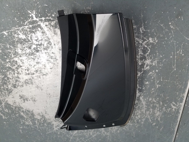 2017 Lamborghini Huracan LP580-2 Right Passenger Door Jam Cover #8260 F5