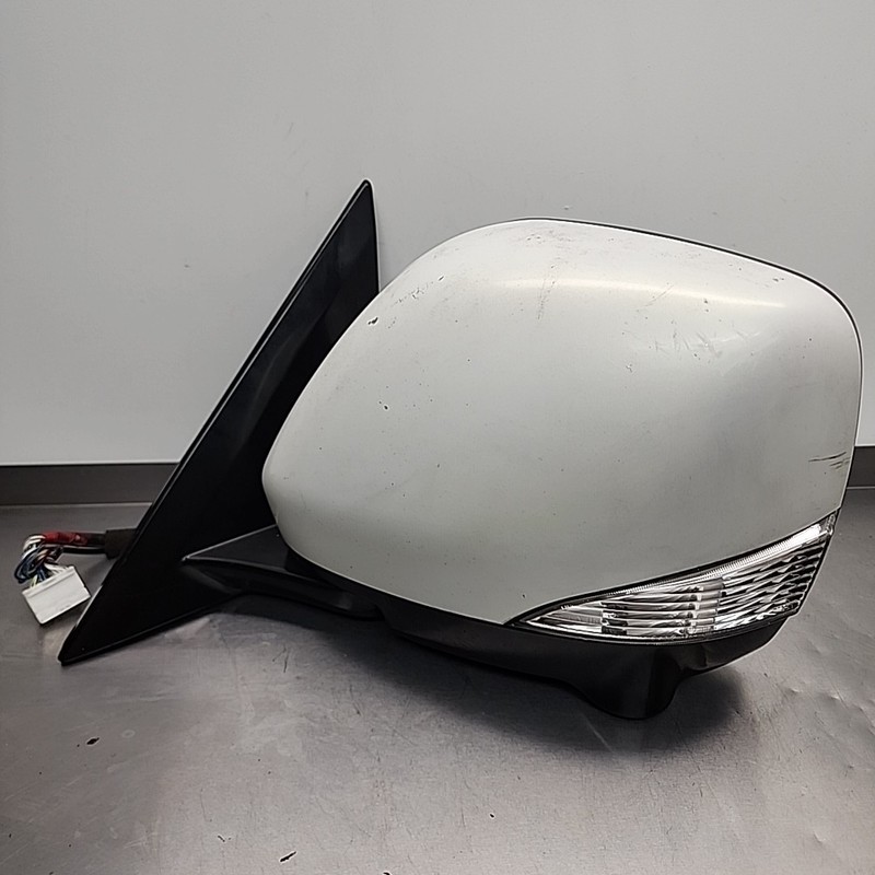 11 Thru 2017 INFINITI QX56 QX80 LEFT DRIVER SIDE DOOR MIRROR OE LH Camera White