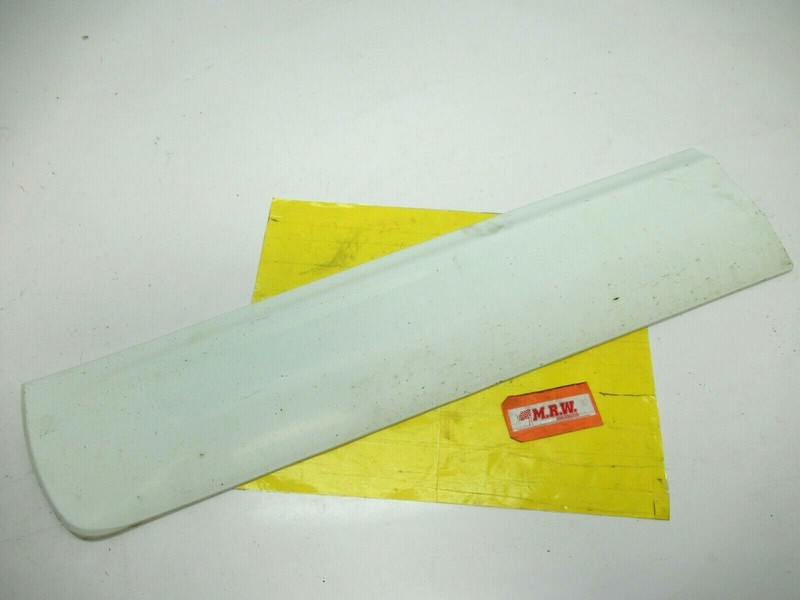 LEFT DRIVER FRONT DOOR MOLDING OUTER IMPACT STRIP LF LH L for 03 04 05 FORESTER