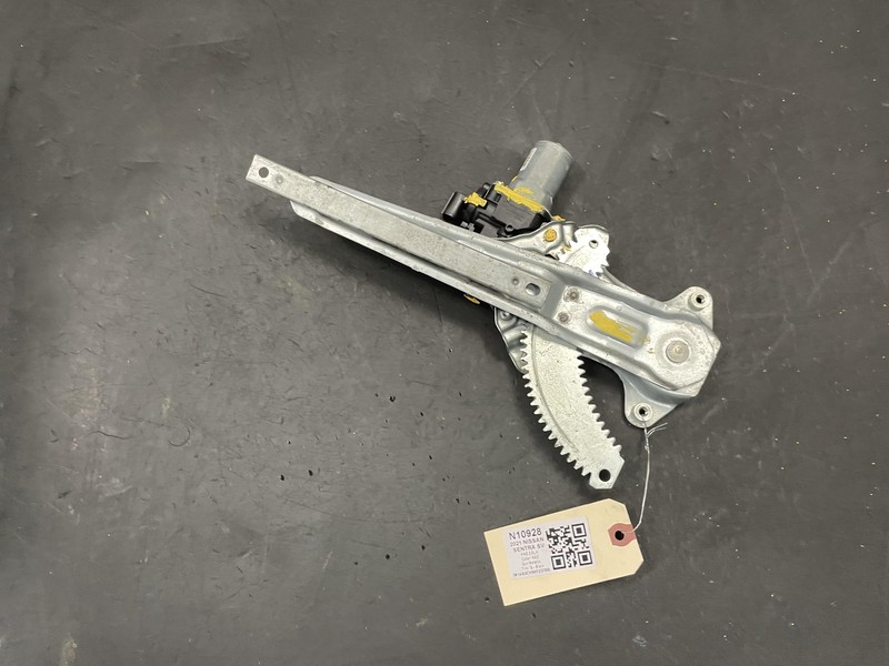 Rear Right Door Window Regulator 2021 Nissan Sentra 82731-6LE0A 2020 2022 2023