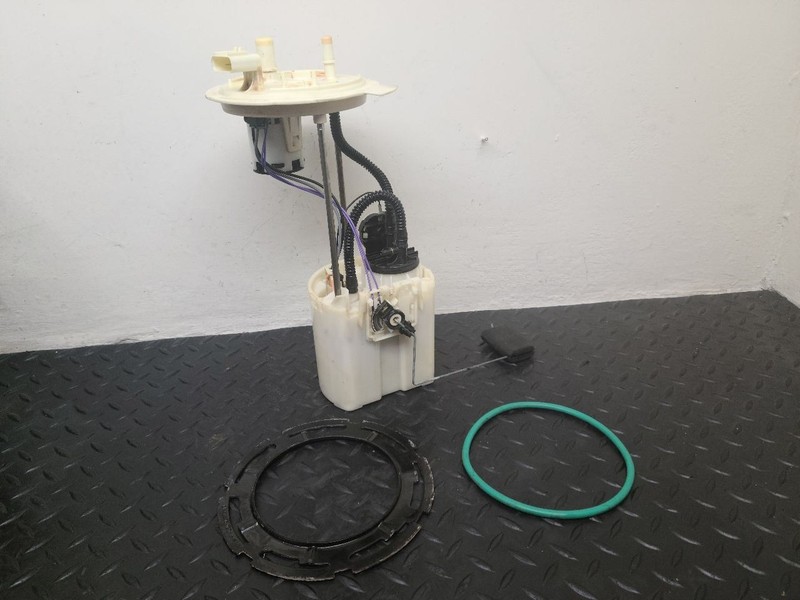 11-12 Ford F150 3.5L Fuel Pump Assembly OEM BL3Z-9H307-C