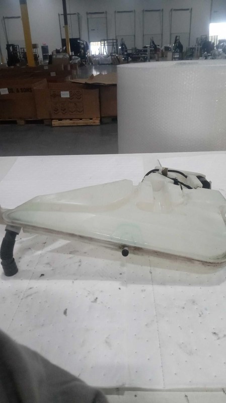 2013 BMW 328i Washer Fluid Reservoir OEM Black 2.0L 140K Miles NJ25-22072-551510