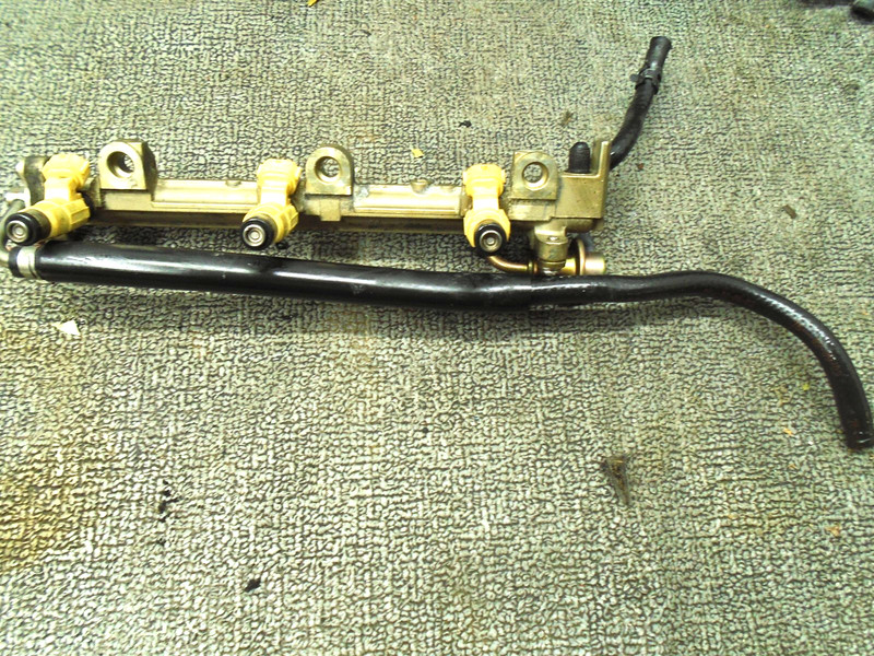 DELIVERY PIPE ASSY 2, REGULATOR & INJECTORS 69J-13170-00 YAMAHA '02-'10 200-225