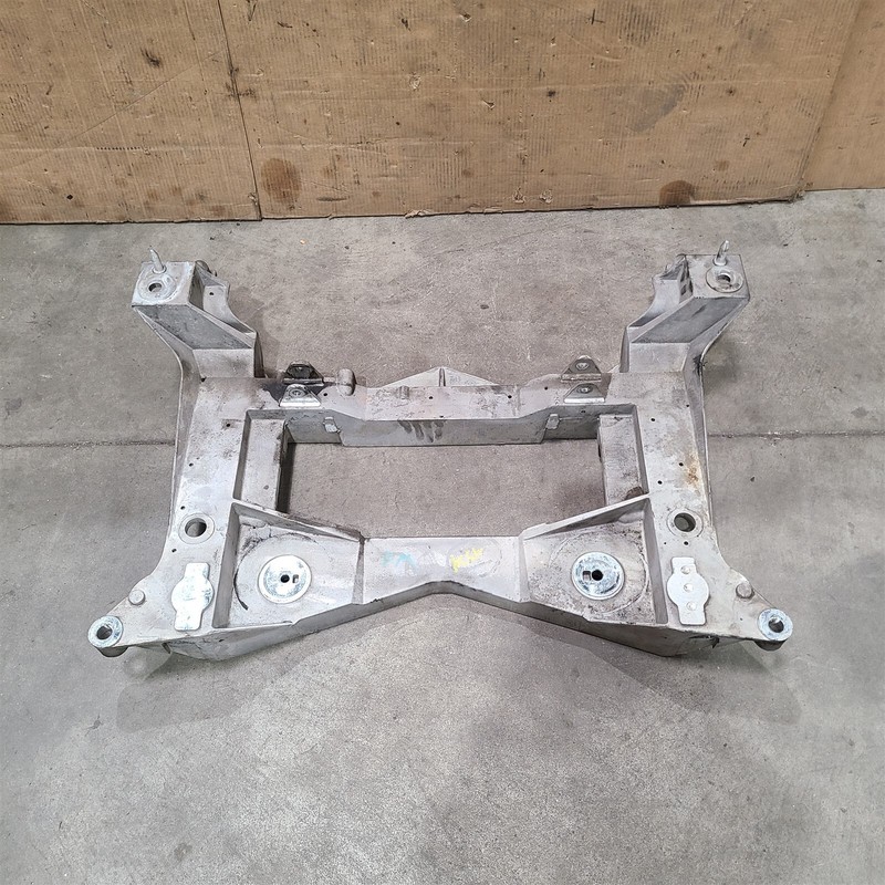 99-04 Corvette C5 Front Engine Suspension Cradle Sub Frame Oem Aa7334