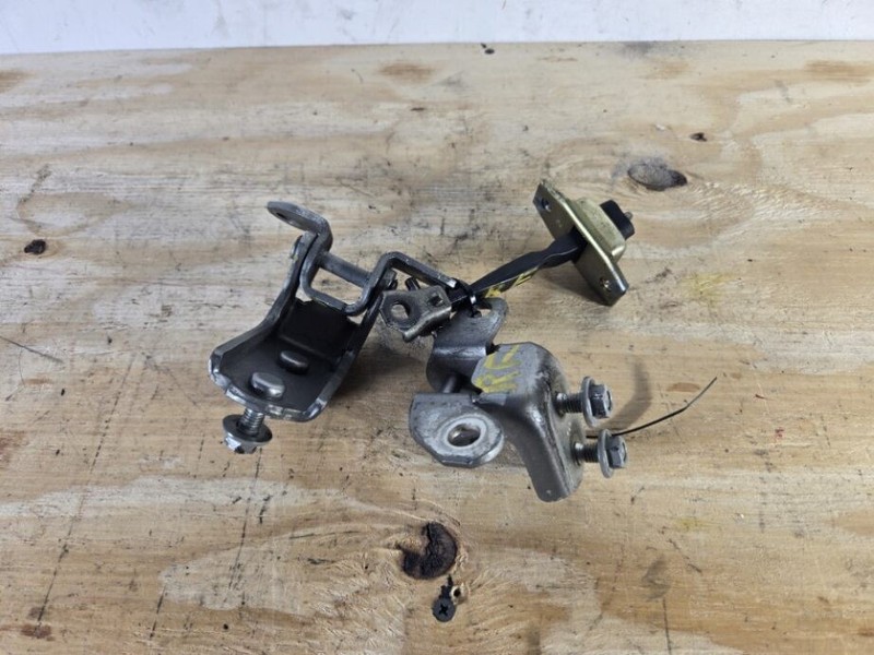 1999 2003 Lexus RX RX300 Right Passenger Front Door Upper Lower Hinge Hinges OEM