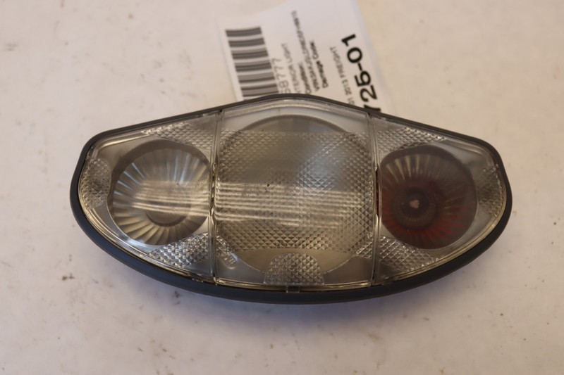 2008-2017 FREIGHTLINER CASCADIA 125 PASSENGER RIGHT OVERHEAD DOME LIGHT OEM