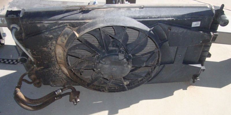 2006 Saturn Ion Radiator Fan Motor Cooling System 2005 2004 06