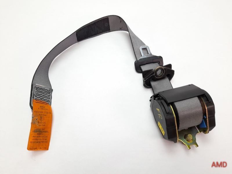 1997 BMW 540i 528i 740i E38 E39 Front Right Seat Belt Extractor Gray 72118198570