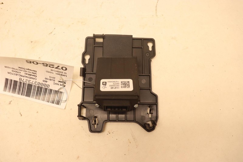 2015 CHEVY/GMC SUBURBAN FRONT WINDSHIELD VIEW CAMERA UNIT OEM